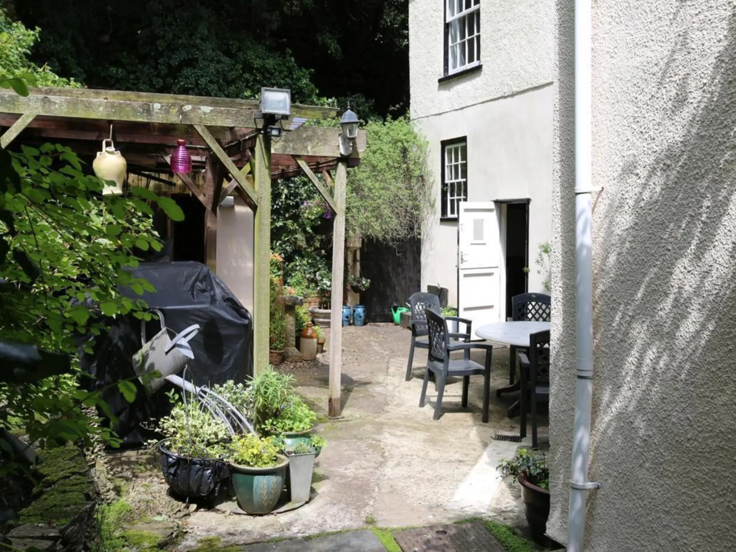 Lammas Park House