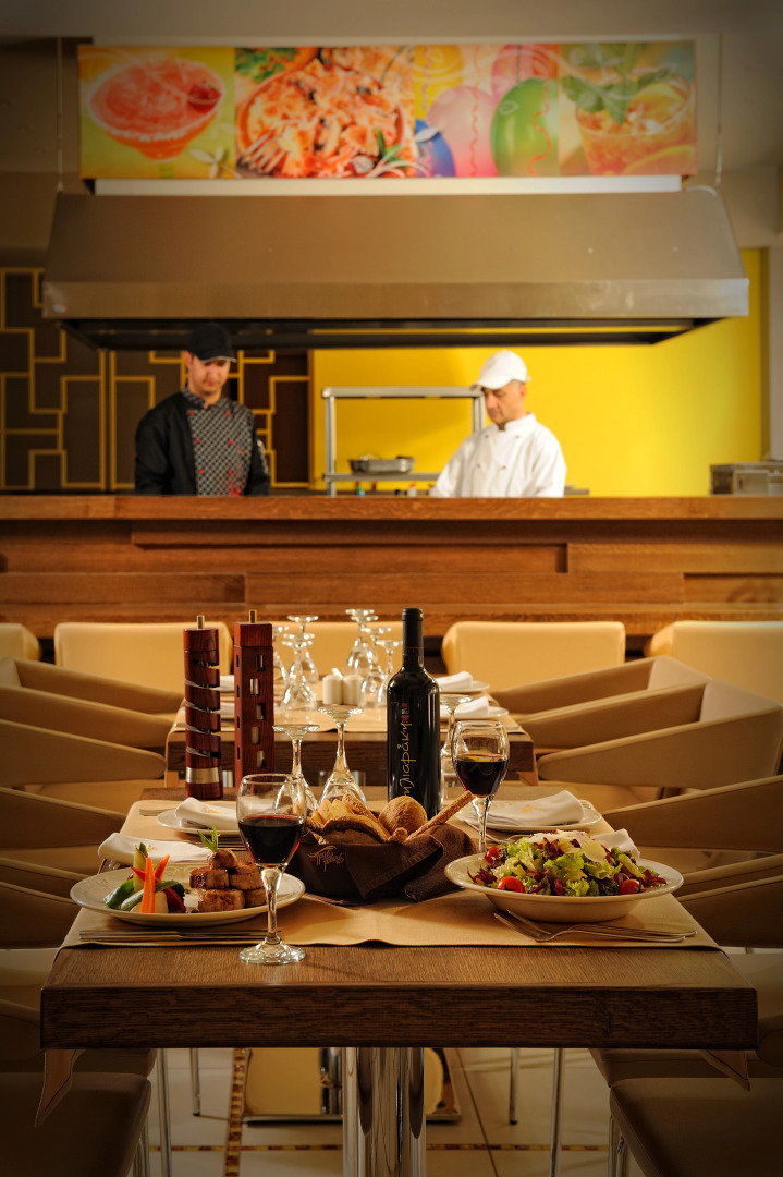 The Noverian Scenic Crete Hilltop Villa Resort & Spa