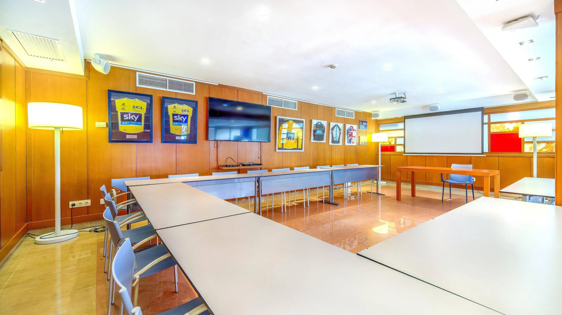 Viva Golf Adults Only 18+