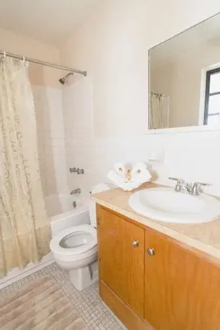 Sandpiper Apartments