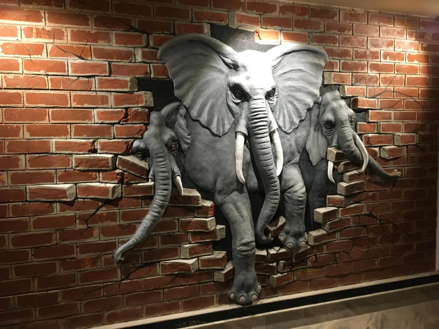 Whispering Woods Inn