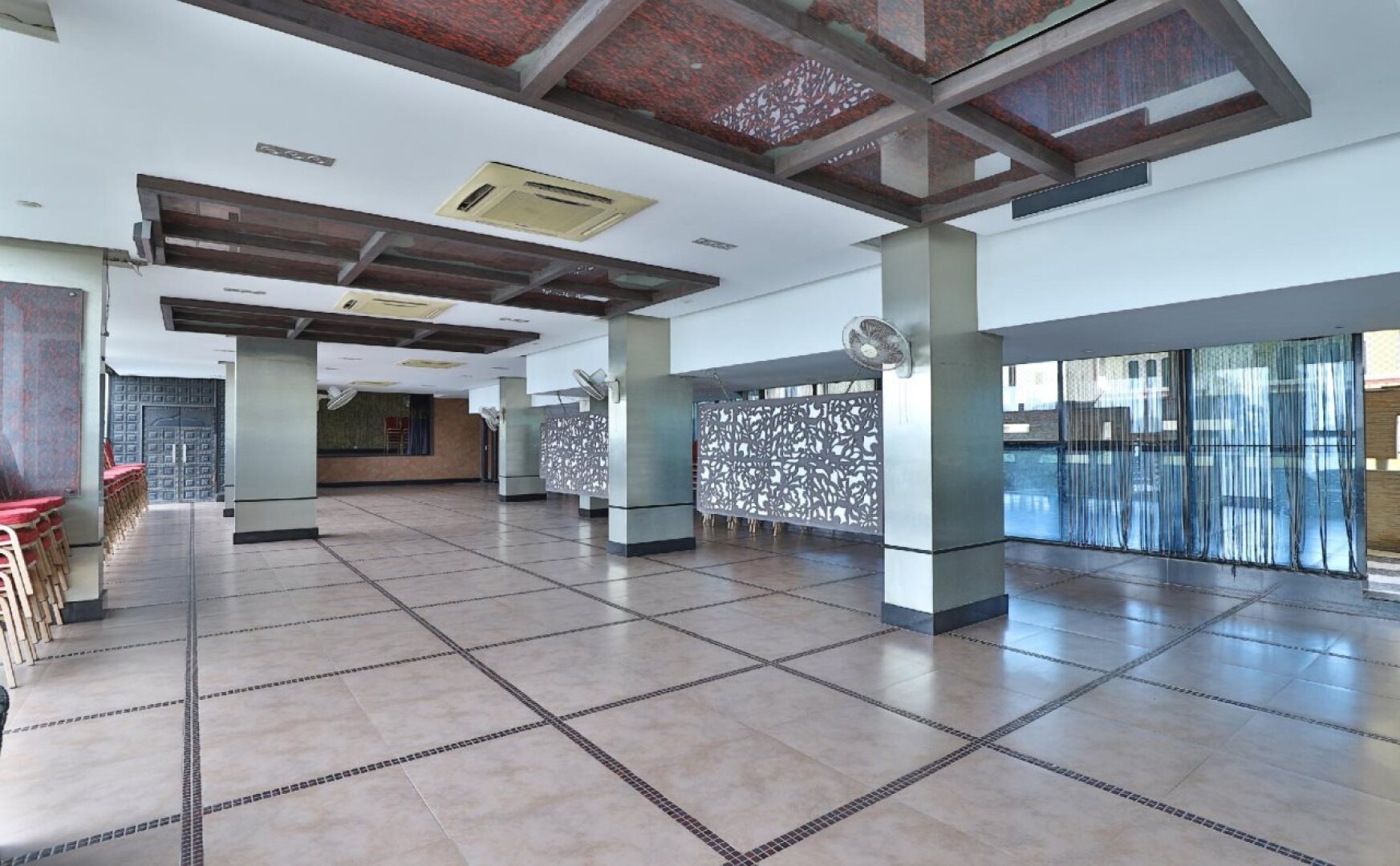 Capital O 23123 Hotel Kohinoor