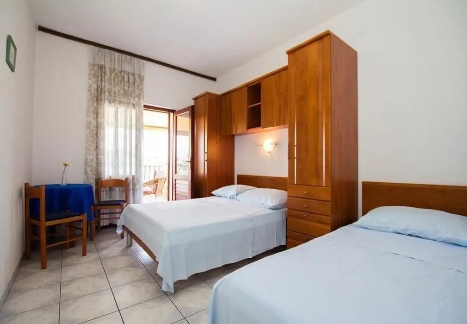 Juri - 10 m From sea - SA2