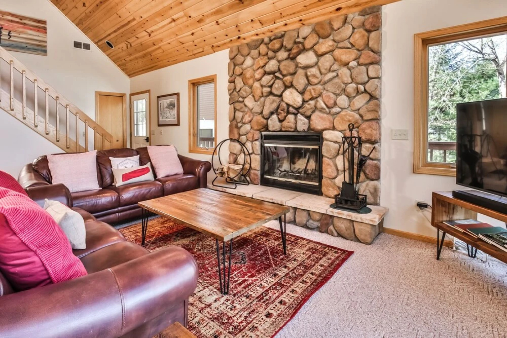 Sandy Cove - 4 Br Home