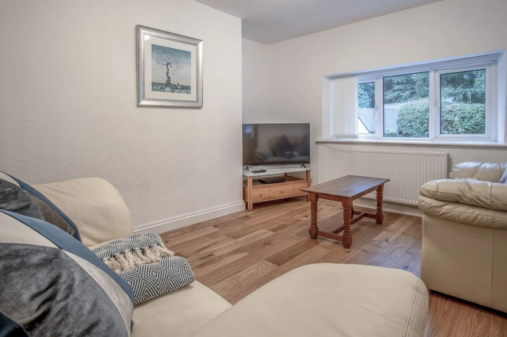 Holloway - 2 Bedroom Cottage - Stepaside