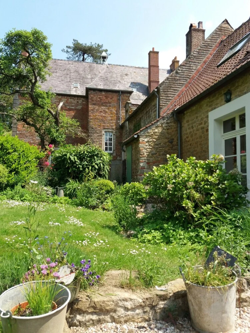 Petit manoir de la berthenlaire