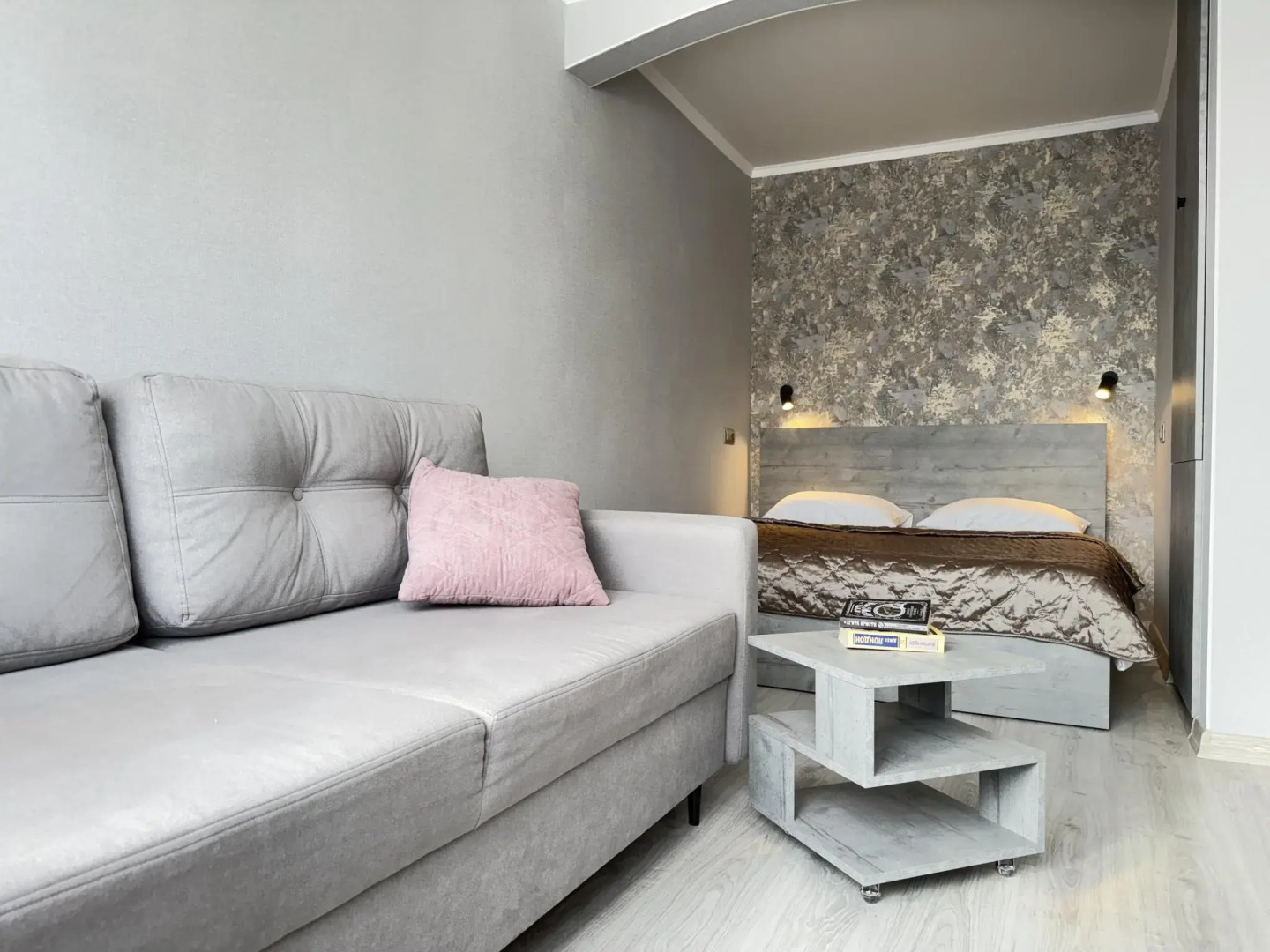 Апартаменты на Черняховского 12