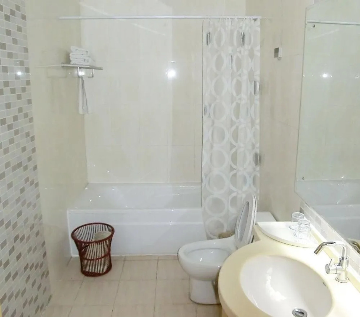 Hai Tian Boutique Holiday Hotel