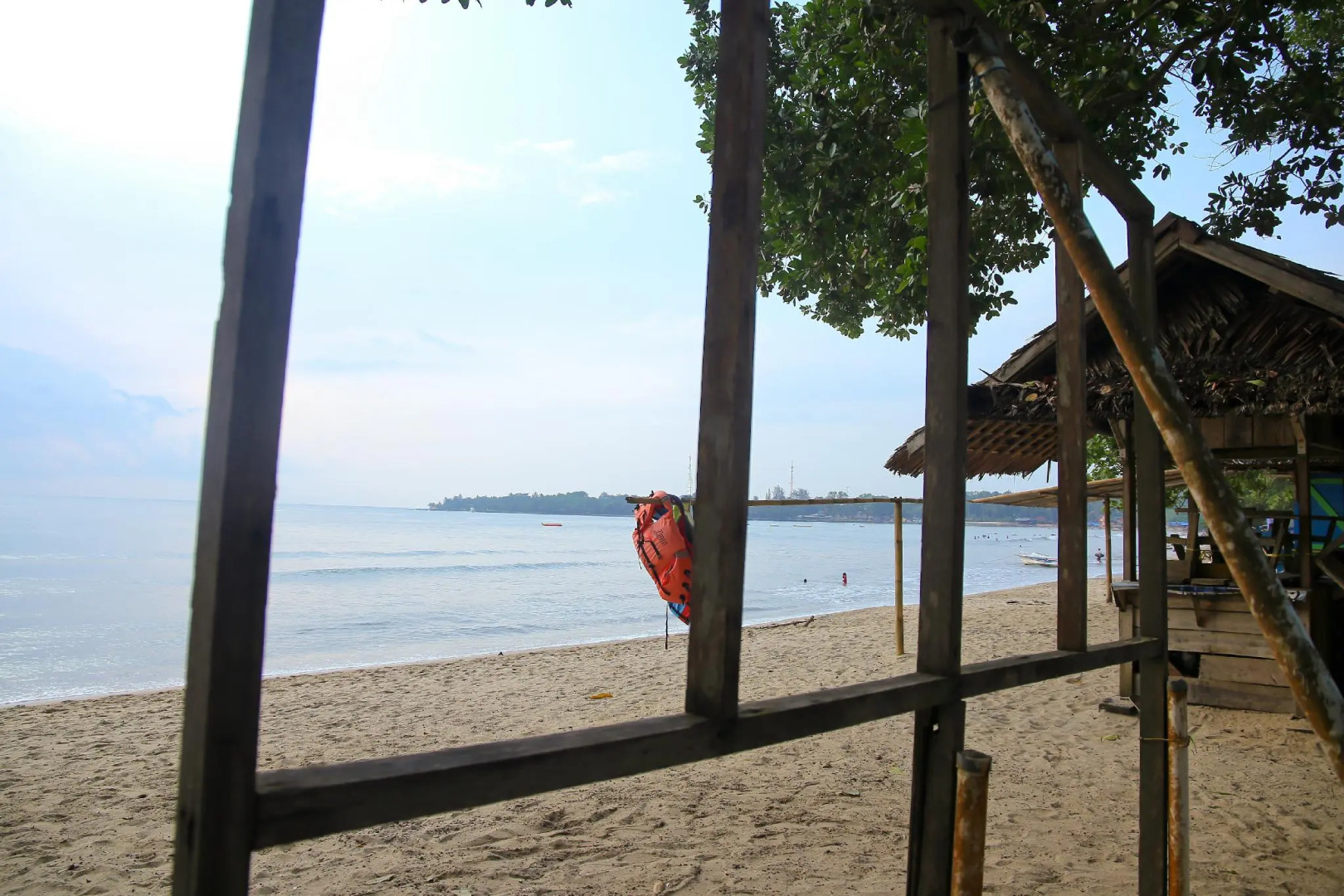 Kondominium Pantai Carita Utara