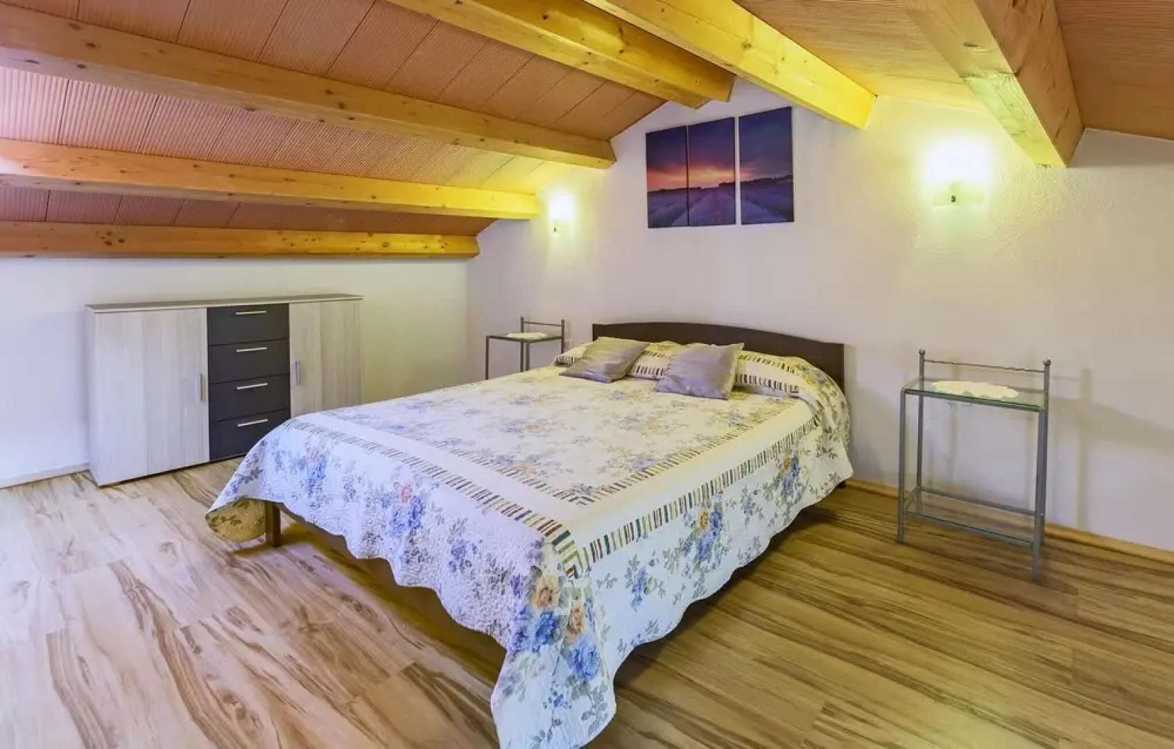 Stunning Home in Labin With 4 Bedrooms and Wifi