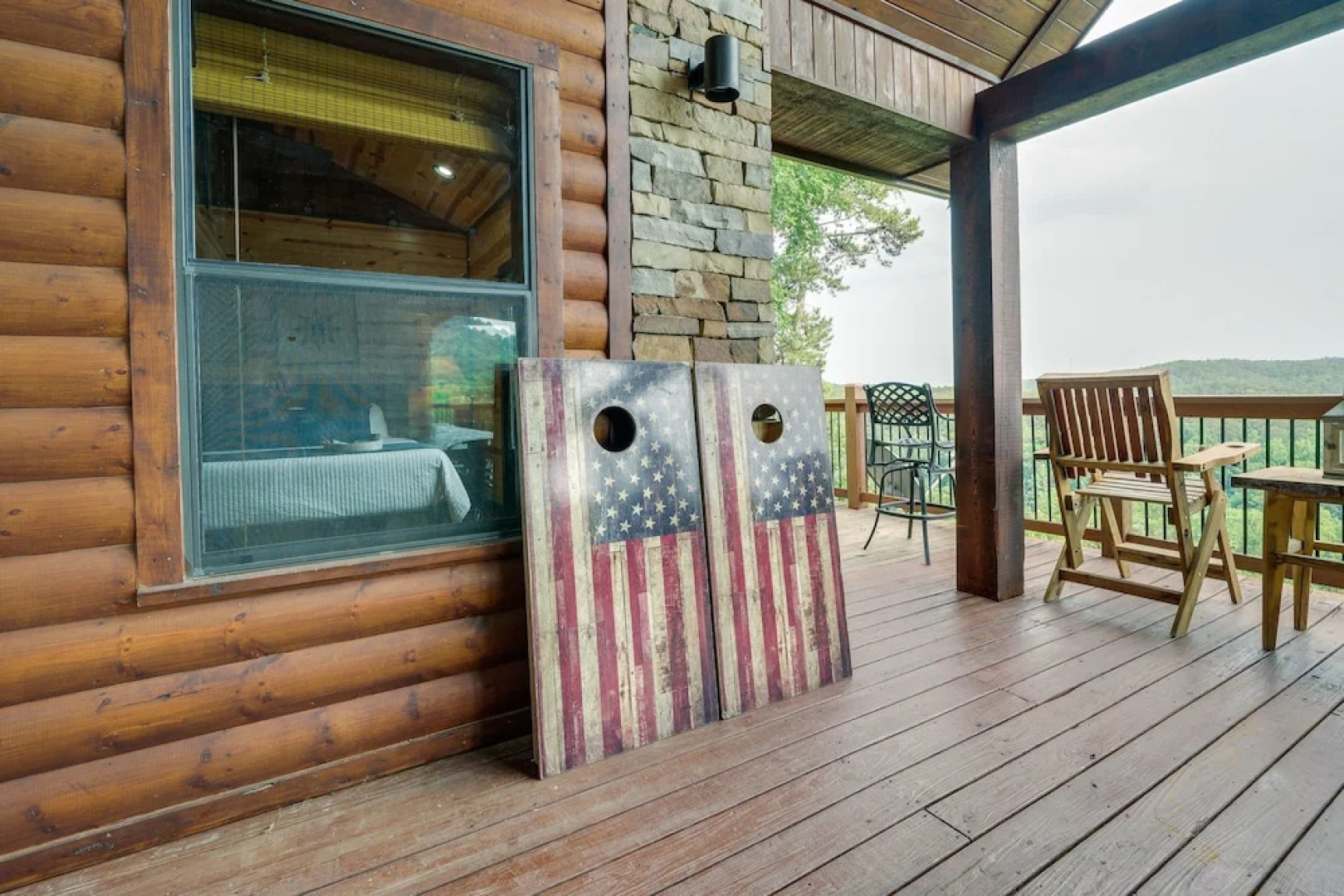 Broken Bow Cabin w/ Game Room & Private Hot Tub!