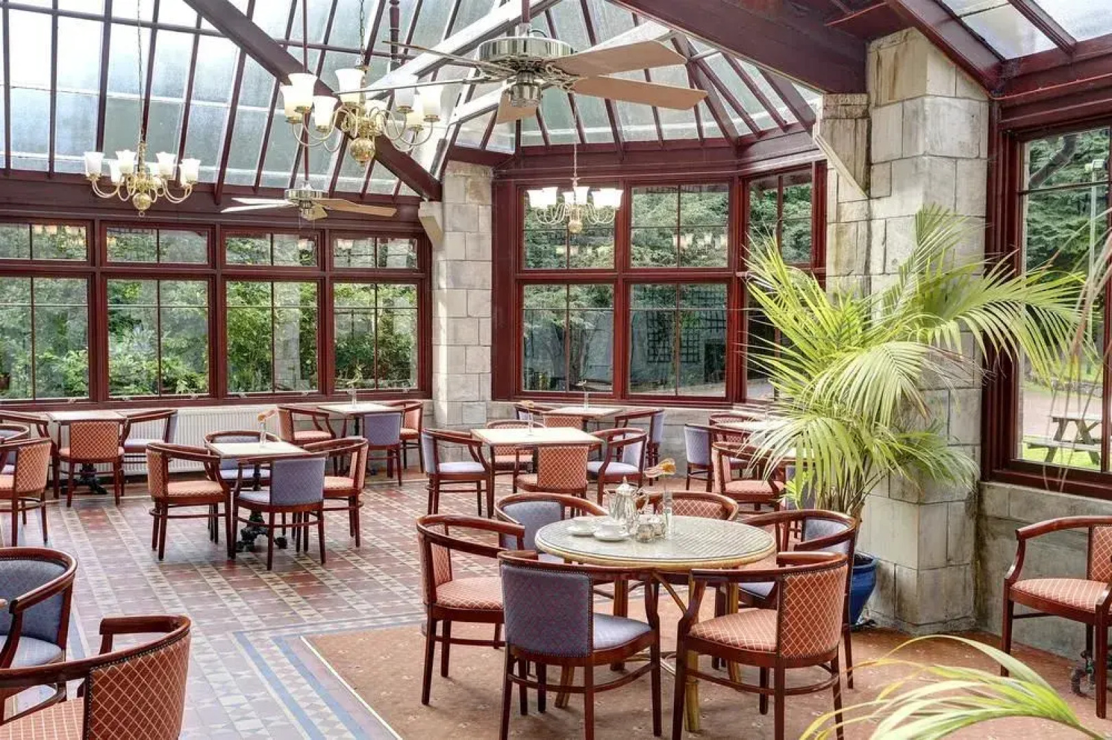 Cartland Bridge Hotel