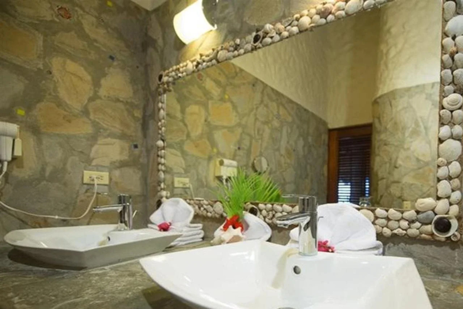 Natura Cabana Boutique Hotel & Spa by Mint