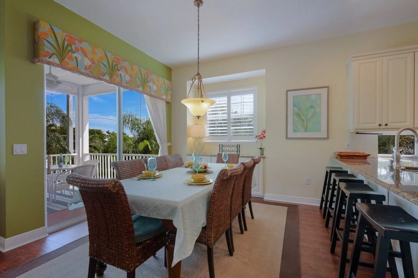 Sunkissed 3 Bedroom Townhouse by RedAwning