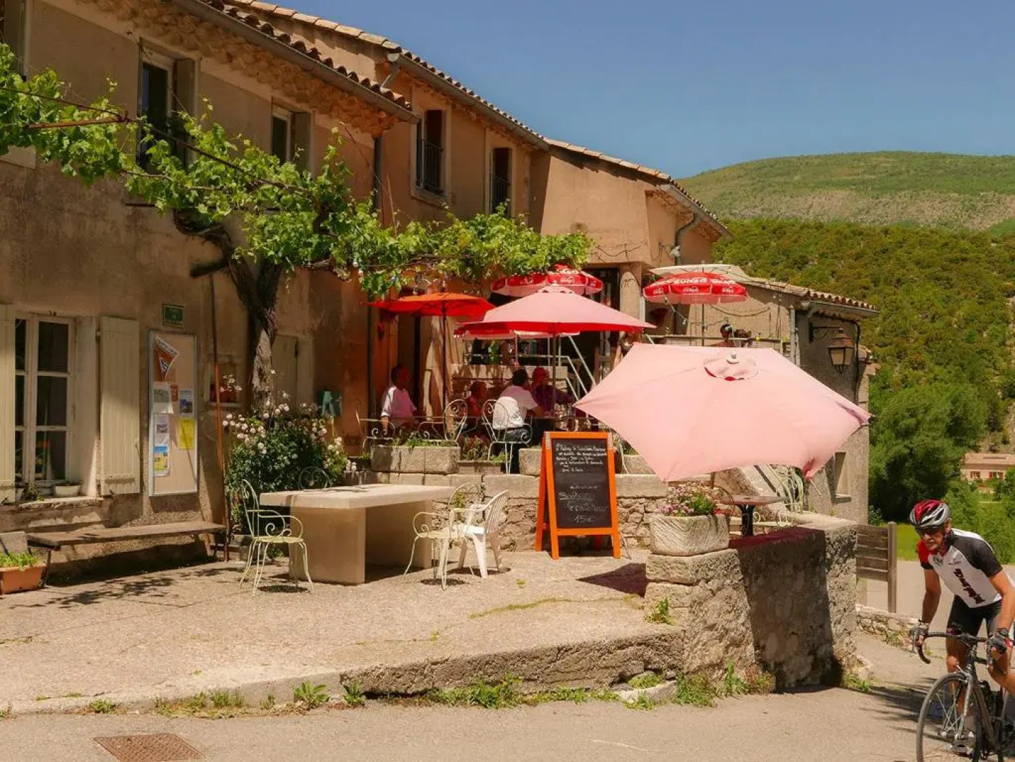 Le Domaine du Chateau Des Gipieres by Ateya Vacances