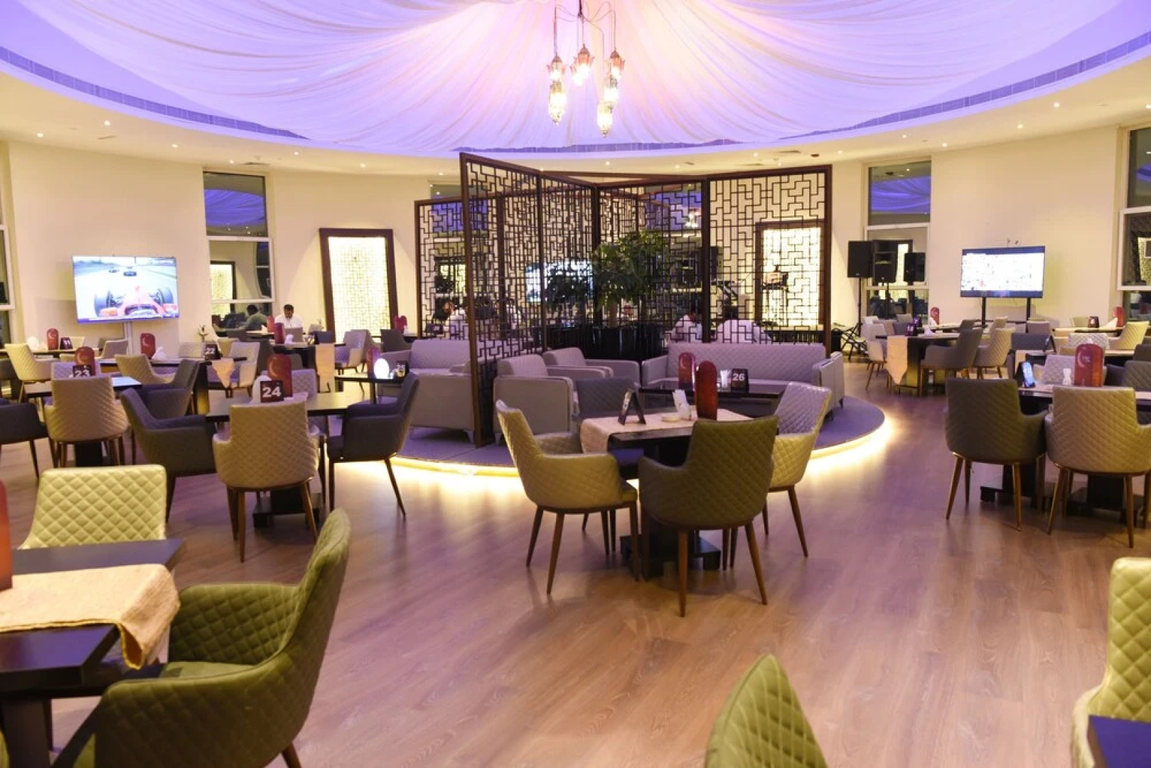 Grand Millennium Al Wahda Residence