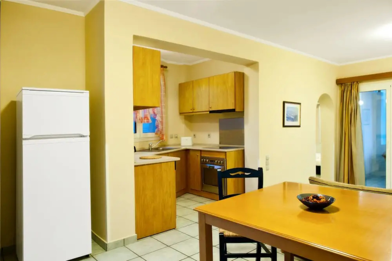 Sea Breeze Hotel Apartments & Residences