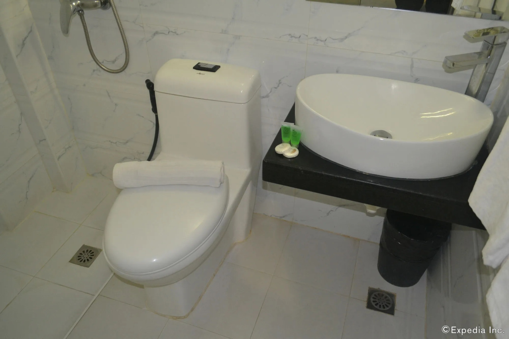 Casa Rafael Business Inn