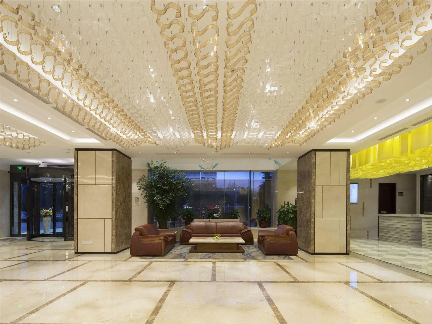 Yiwu Zhonglian Kaixin Hotel