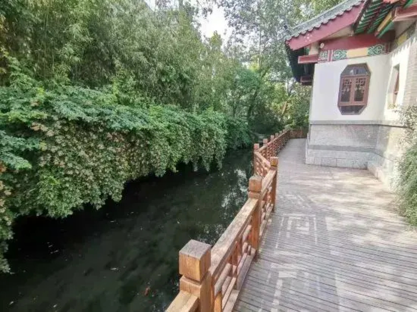 Kyriad Hotel (Jinan Baotu Quancheng Plaza)