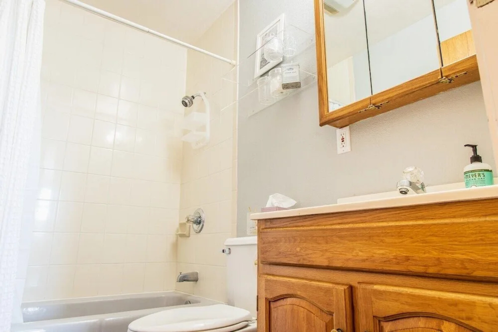 Cozy and Convenient 1bd in Alameda