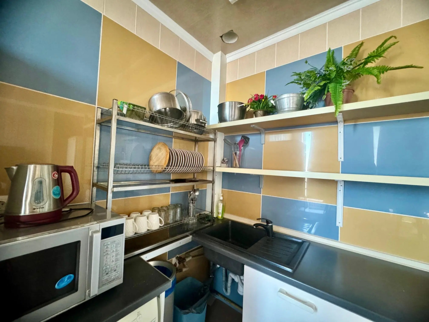 Хостел Тизори