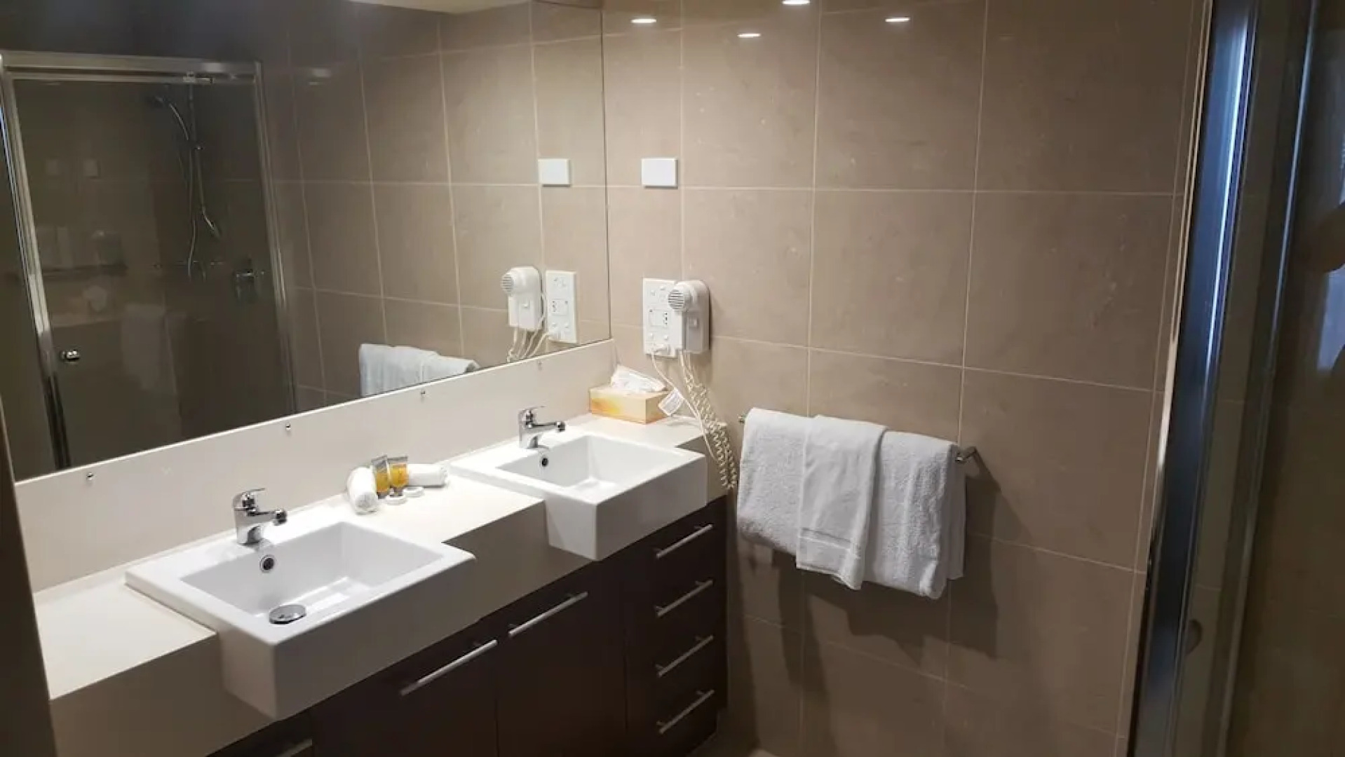 Pier Resort Apartments