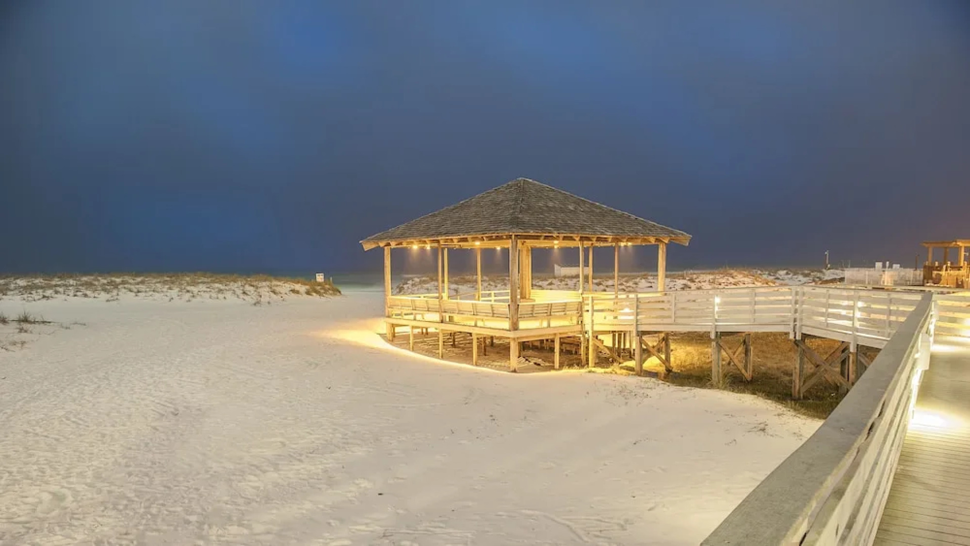 Destin Holiday Beach Resort
