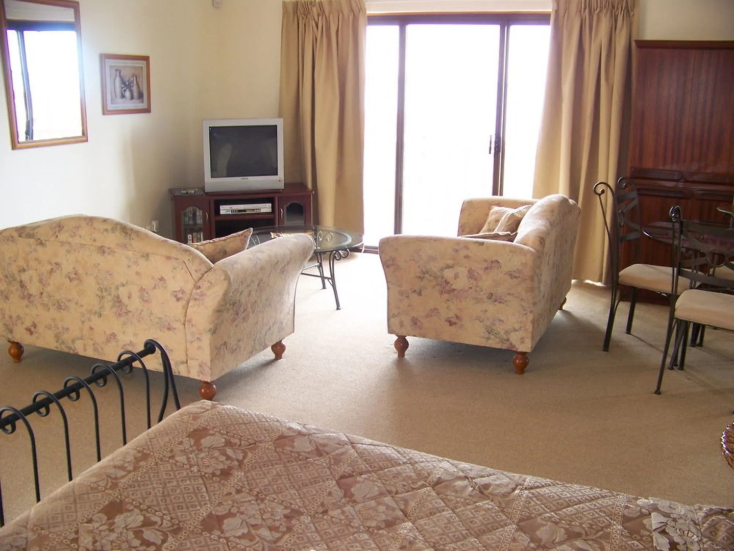 Anchorage Seafront Hotel