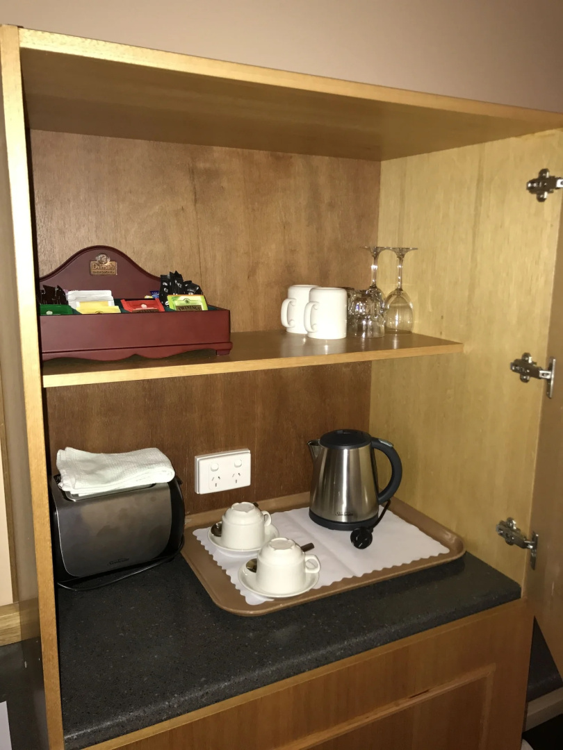 Sunseeker Motor Inn