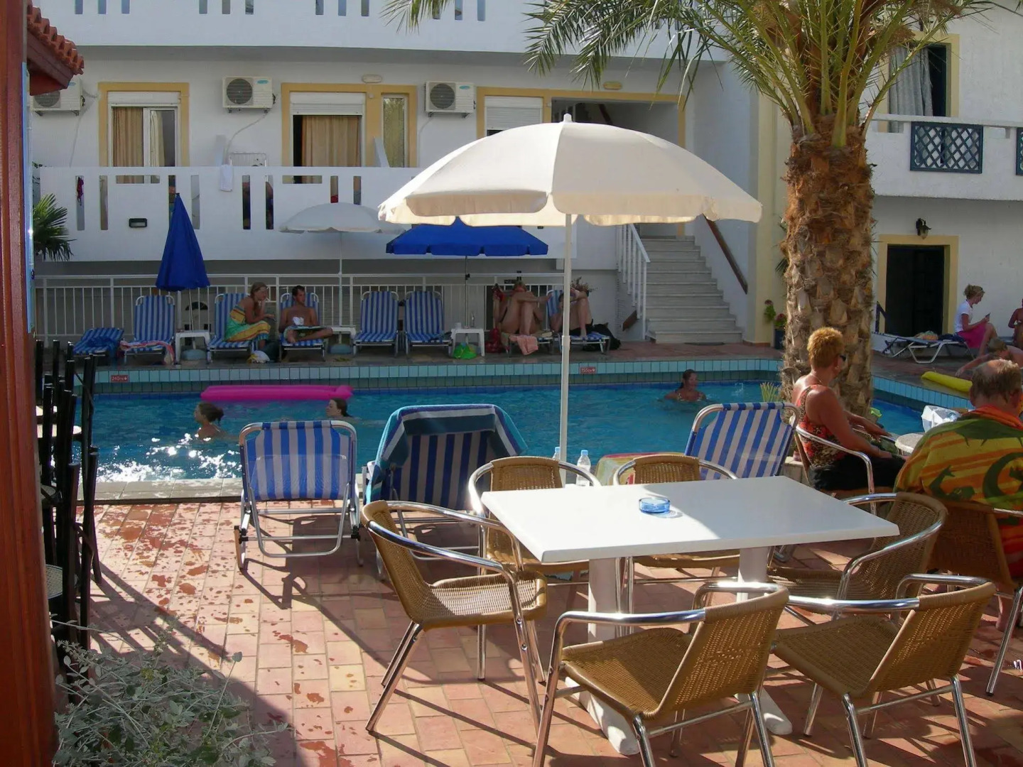 Galini Apartments and Studios