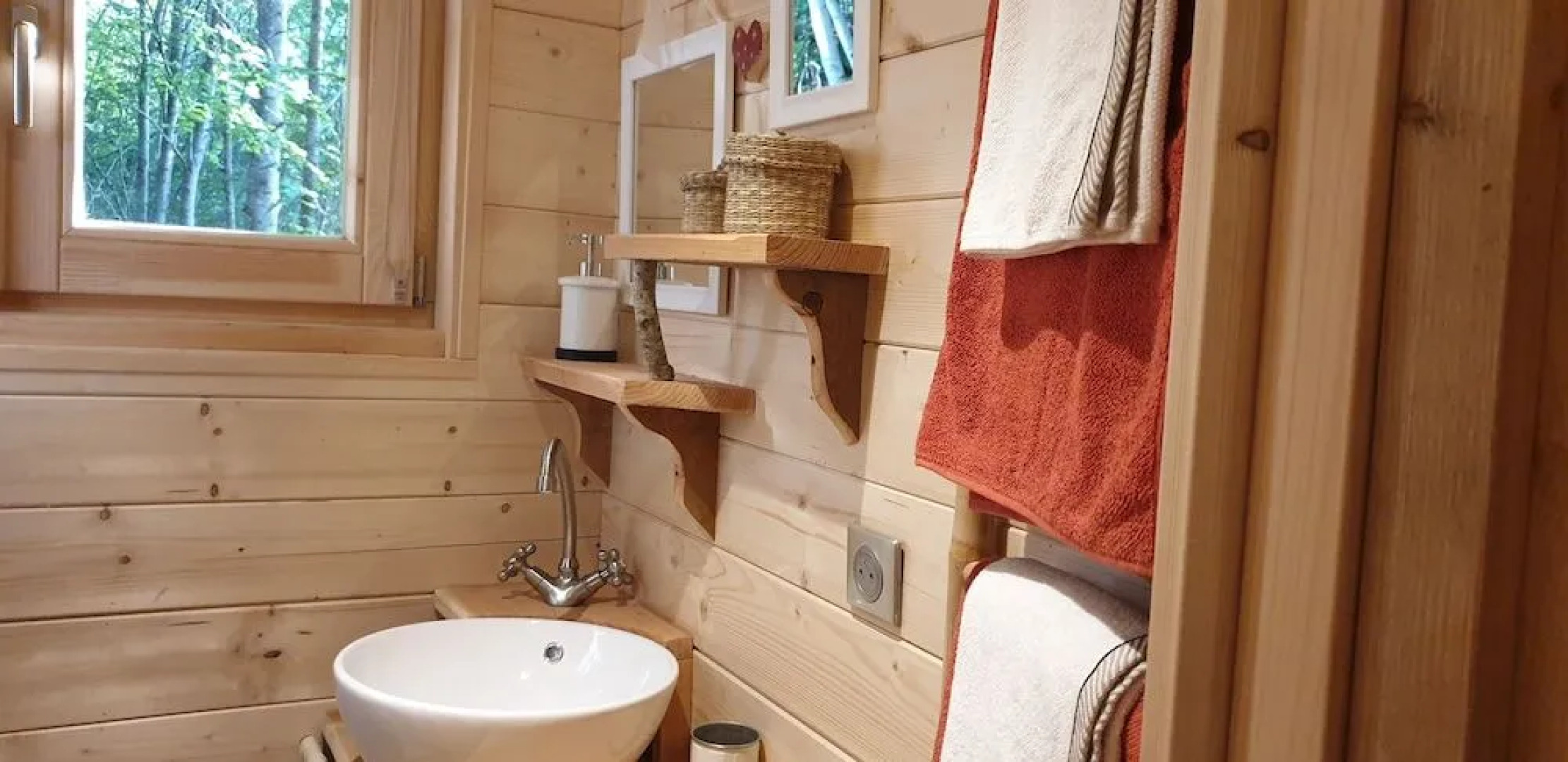 Les Cabanes Enchantées