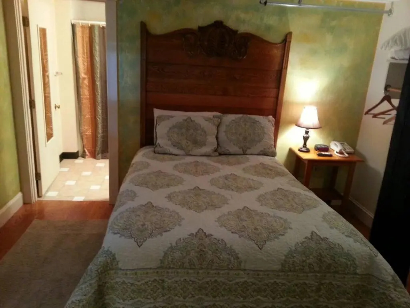 Gunstock Inn & Suites