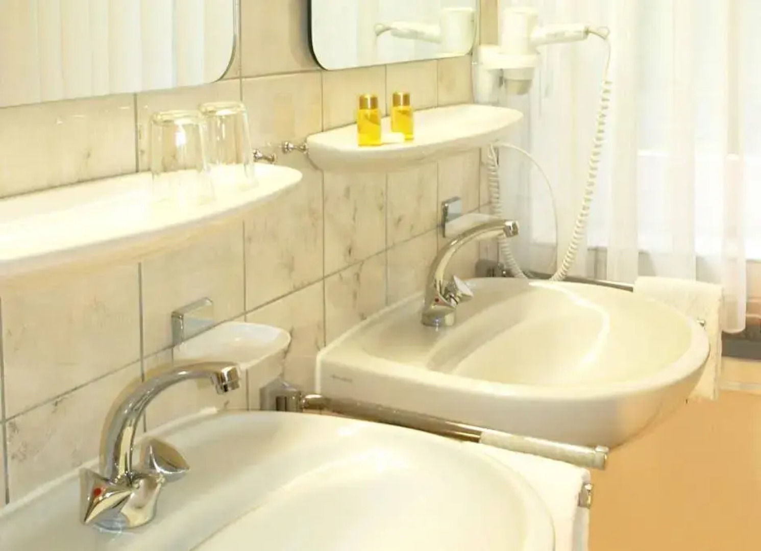 Heidehotel Waldhütte