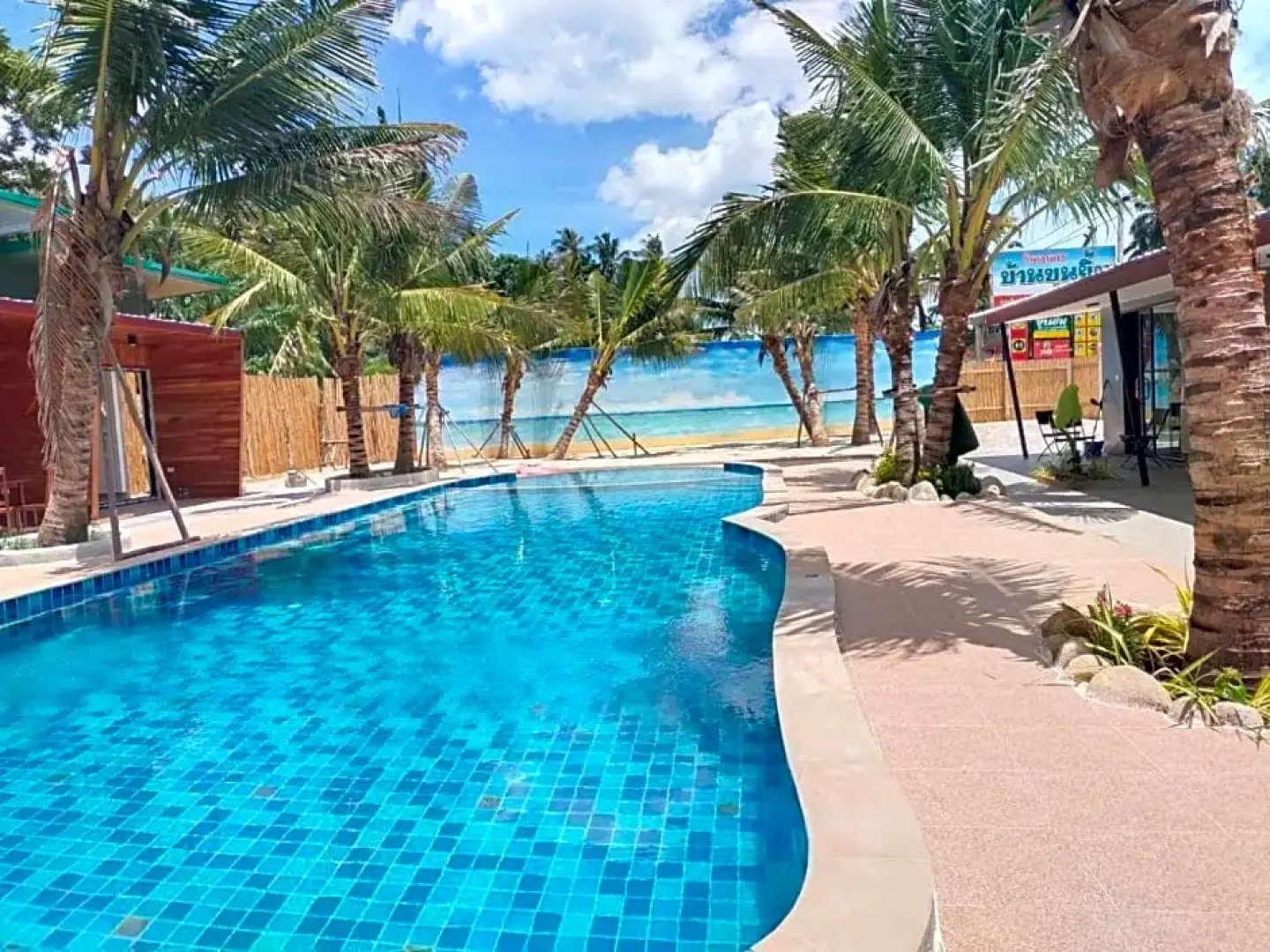 kinjo park pool view delux2 (double bed)