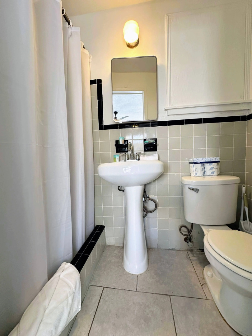 The St Maurice Beach Inn