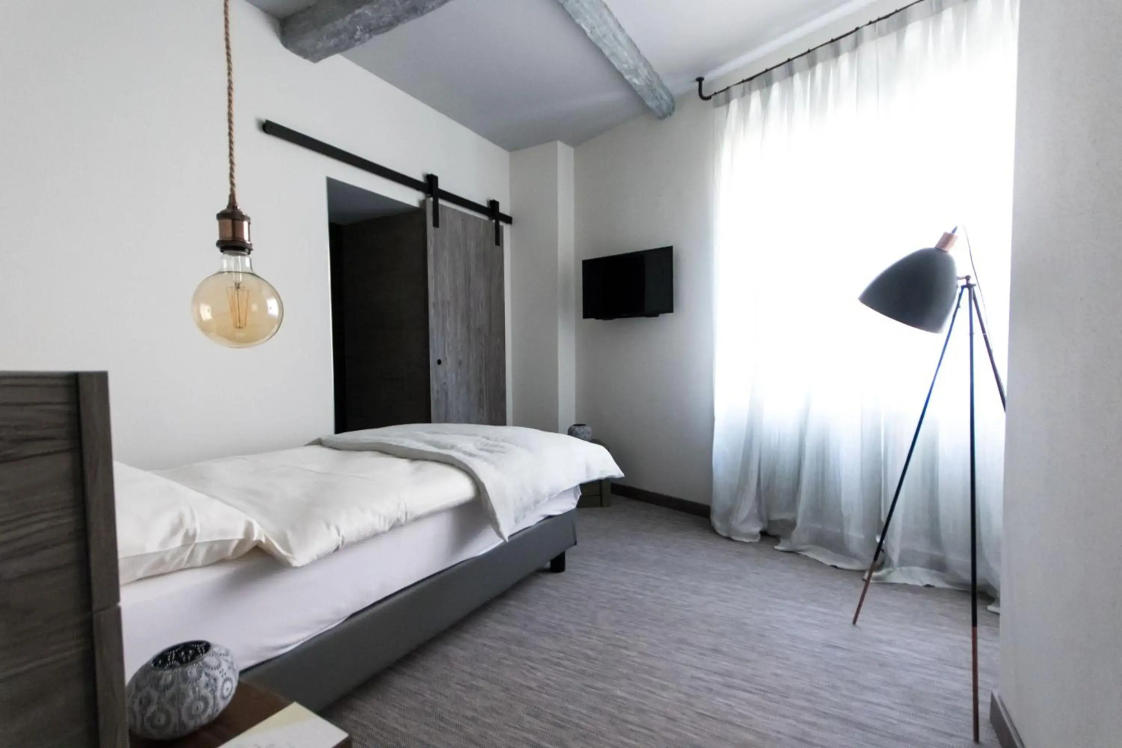 Seven Boutique Hotel
