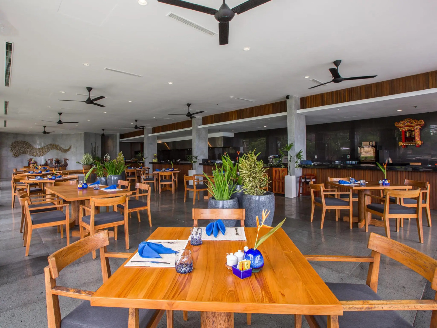 Candi Beach Resort And Spa