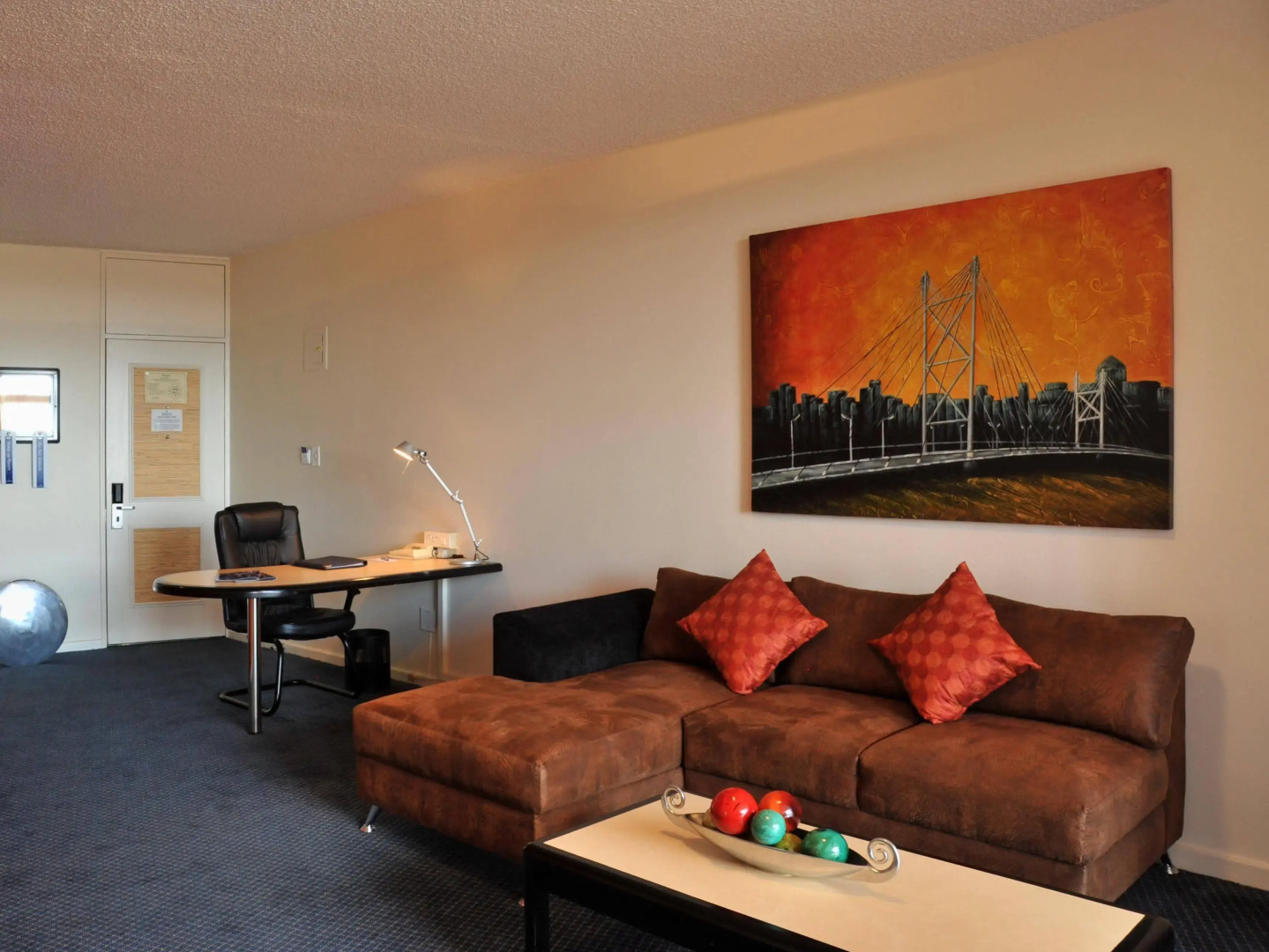 The Parktonian All Suite Hotel