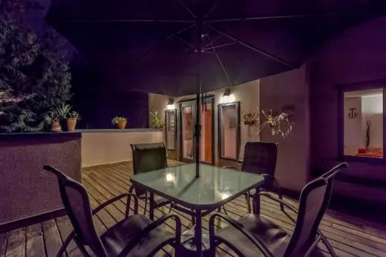 Whytecliff Park place near ocean