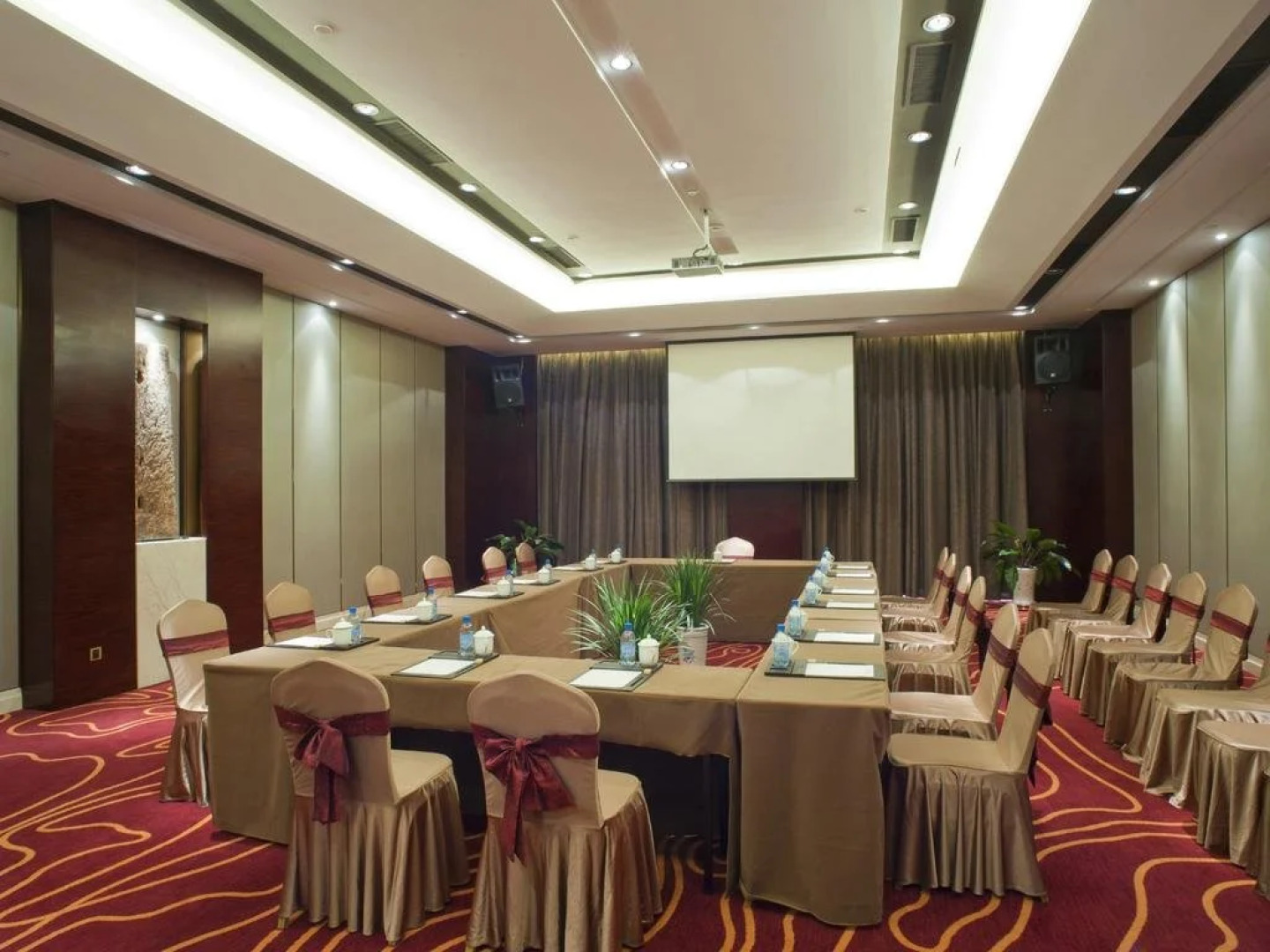 Zhaojin Shunhe Hotel