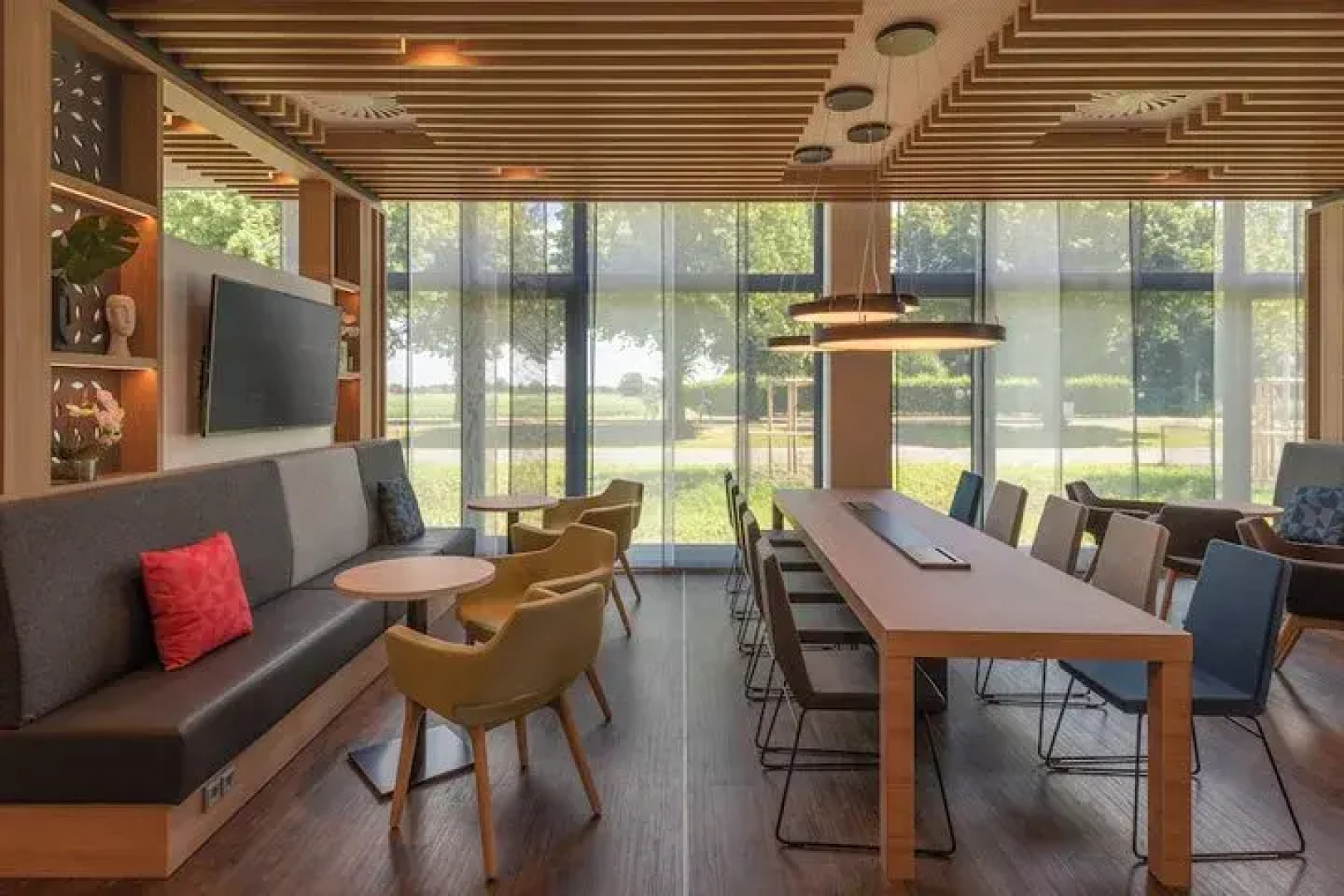 Holiday Inn Express Brussels - Airport