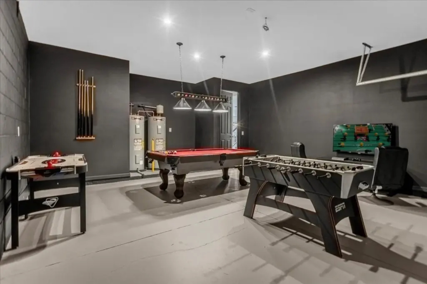 9 Bedrooms / 6 Bathrooms / Solara (8901 CB), Kissimmee, US