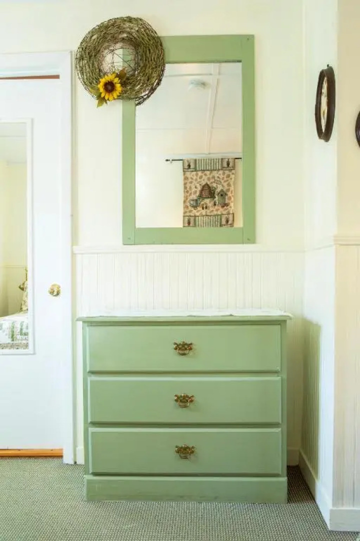 The Chimney Rock Inn & Cottages