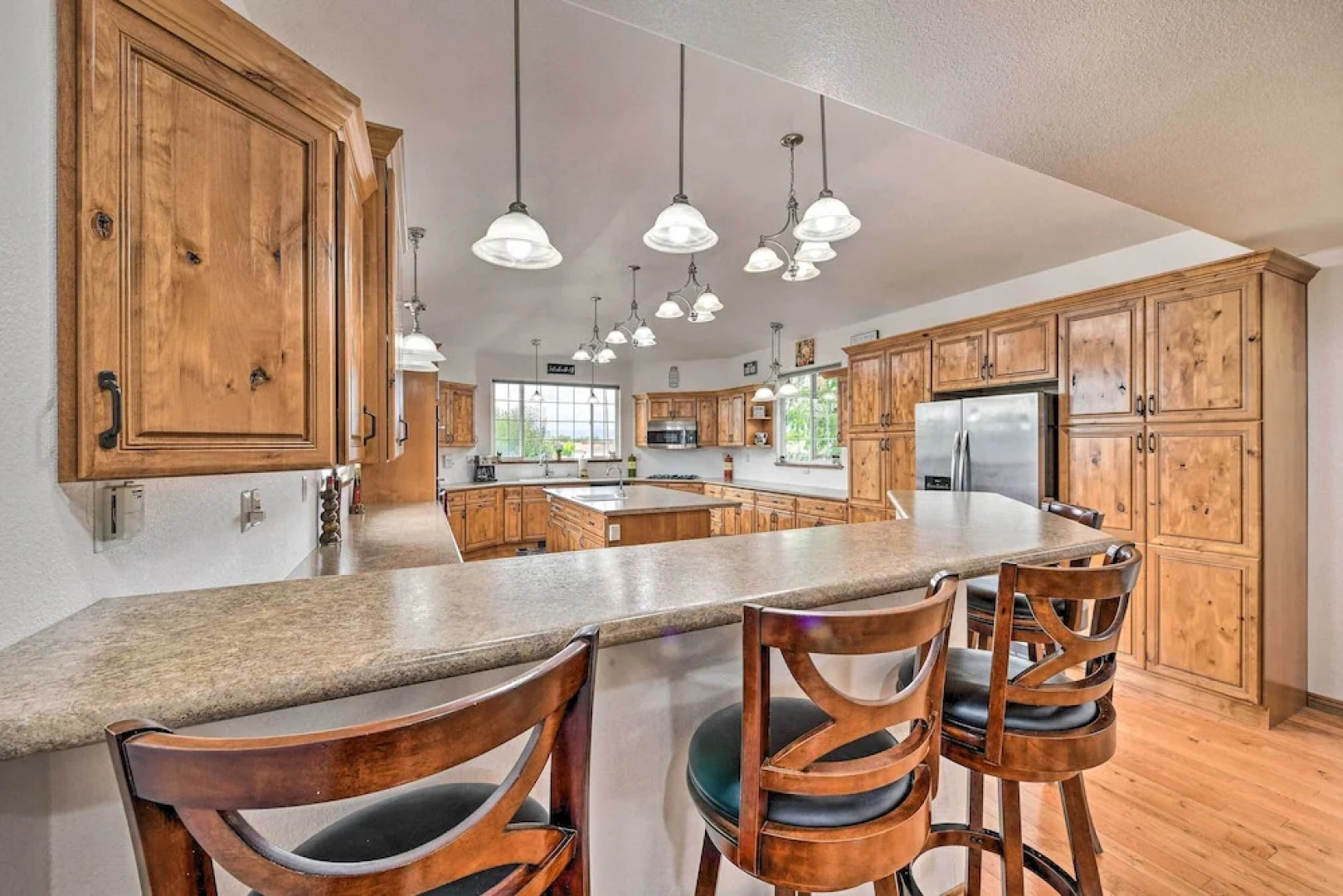 The Vineyard Country Farm Home at Grand Valley