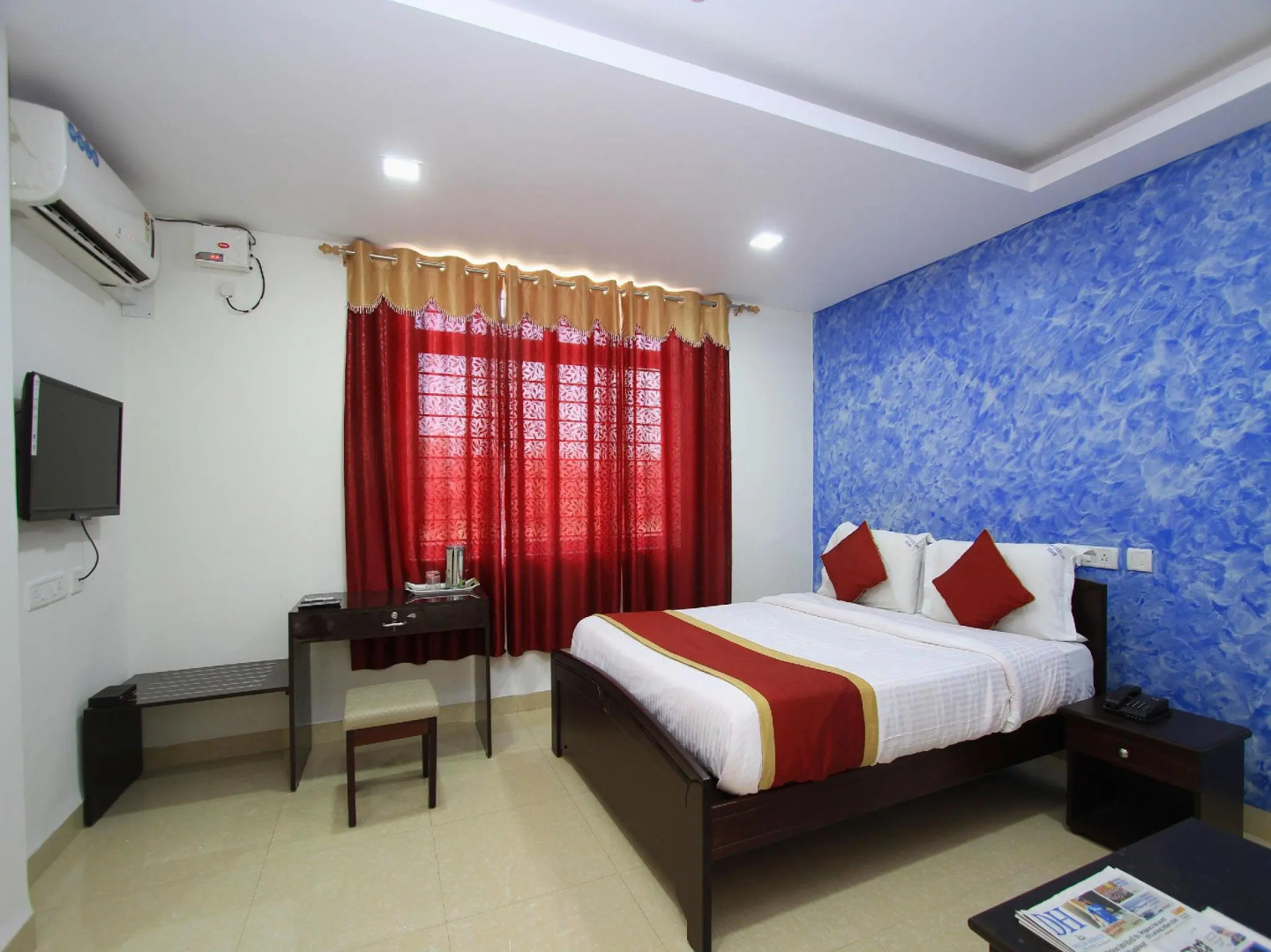 OYO 6787 Sri Sai Residency