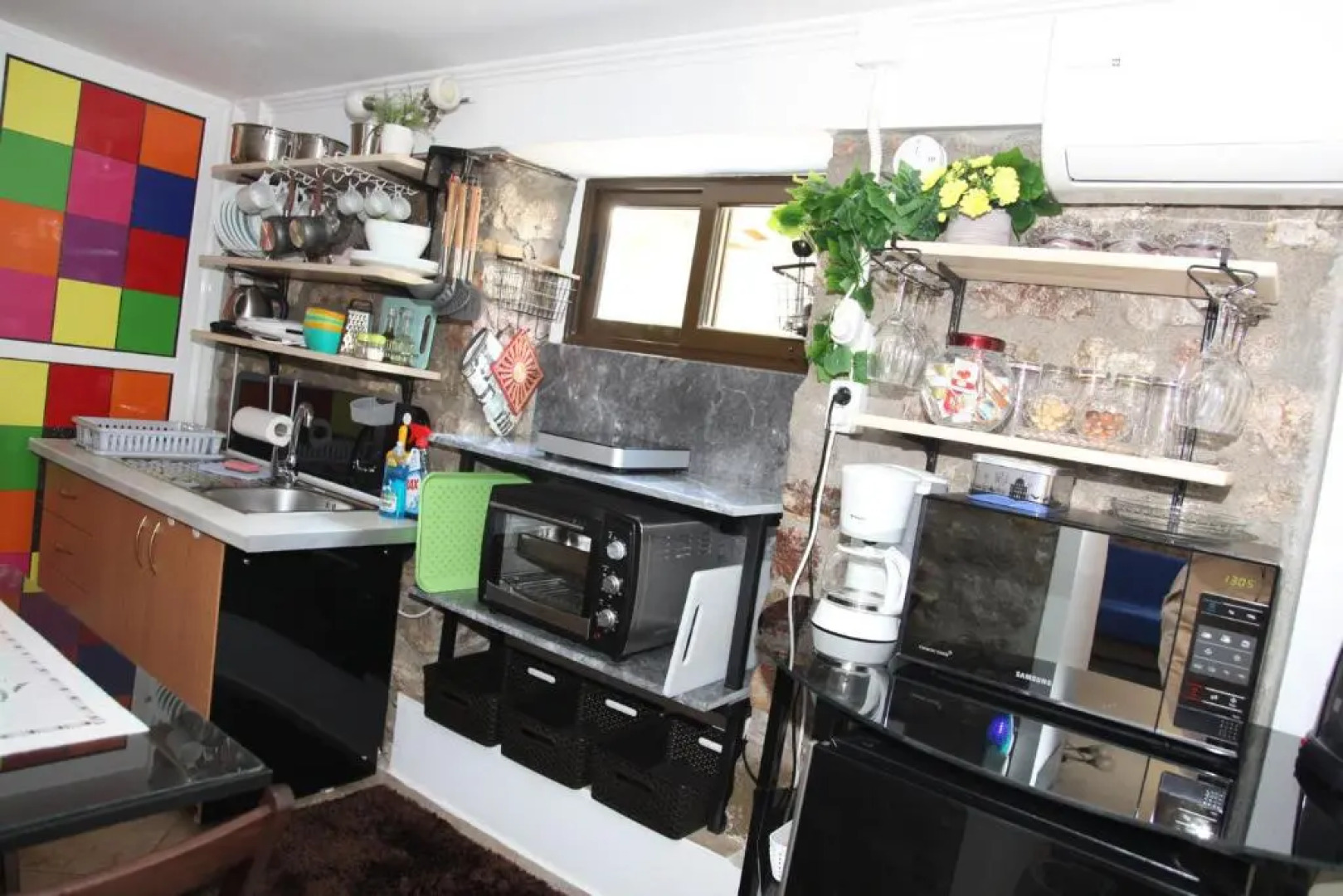 Naupactus unique harbor apartment in a stone house!