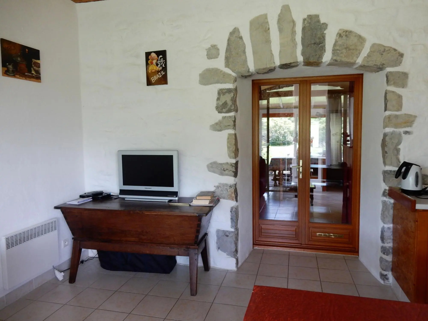 Amazing apartment in Lanas with large garden