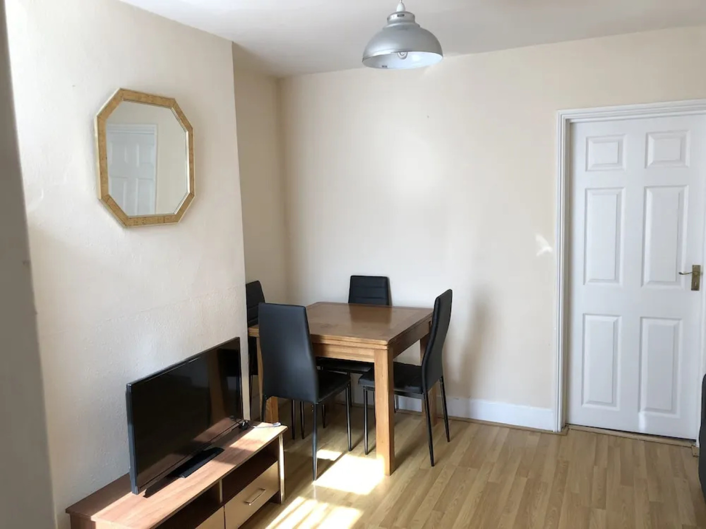 The Cottage - Sandridge