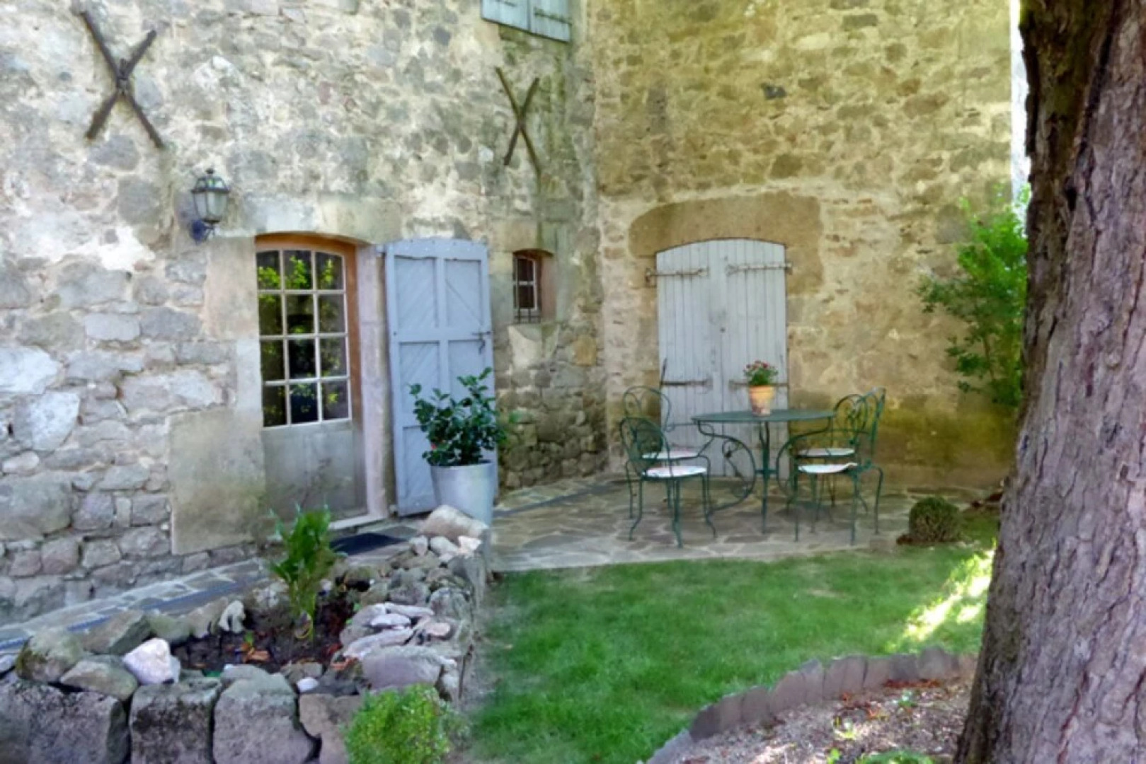 Chambres dHôtes Au Château